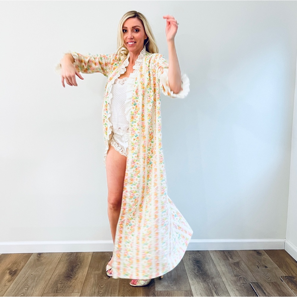 VTG Floral Housecoat Duster Robe - Picture 5 of 16